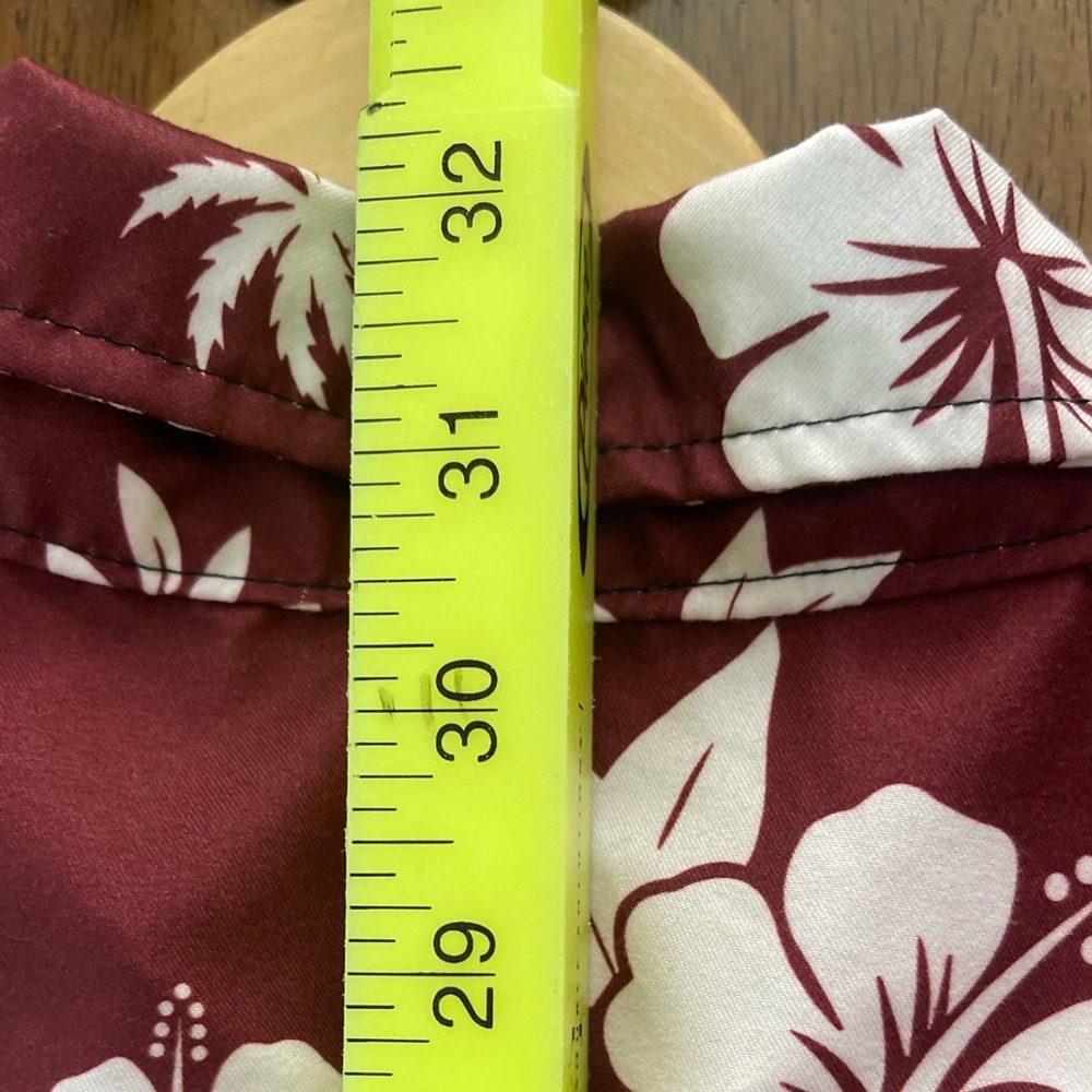 Texas A&M Aggies Hawaiian Shirt Mens XL Maroon 12th Man Tropical NCAA - Picture 5 of 5